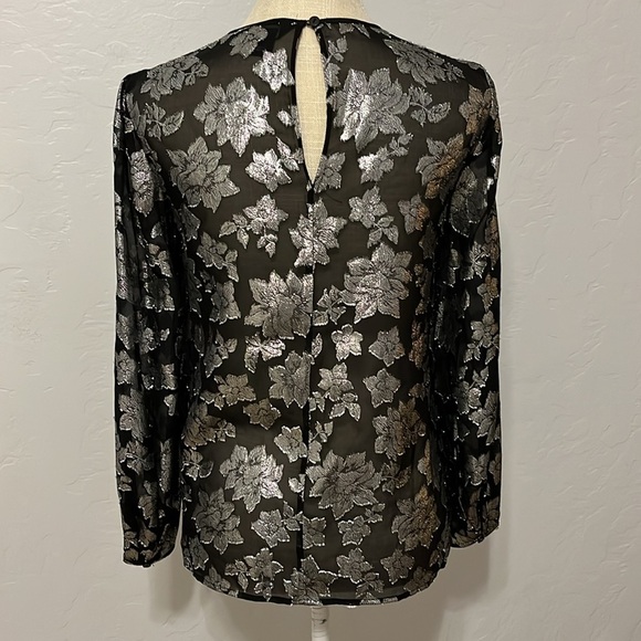 Club Monaco Metallic Pattern Silk Blend Semi Sheer Blouse In Floral Print - XXS - Picture 7 of 16